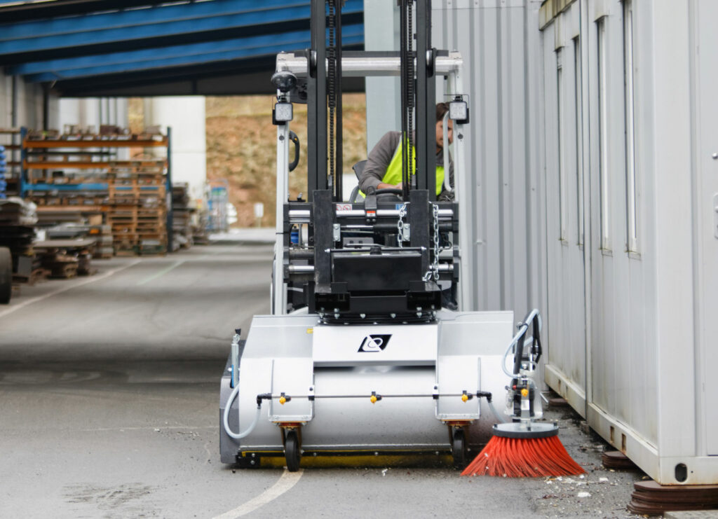 Forklift sweeper